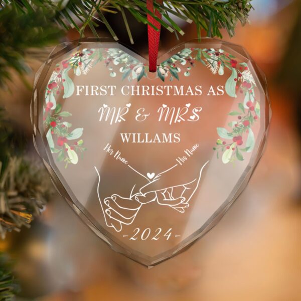 Couple Personalized Christmas Ornament 2024 Engagement Gifts for Newlywed Frist Christmas As Mr&Mrs Wedding Gifts Ideas Bridal Shower (Design 01)